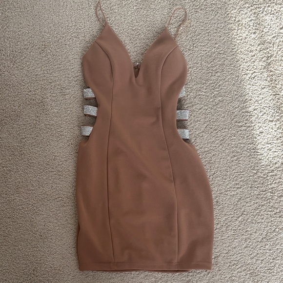 Windsor Dresses & Skirts - Windsor Tan Backless Dress with Silver Accents